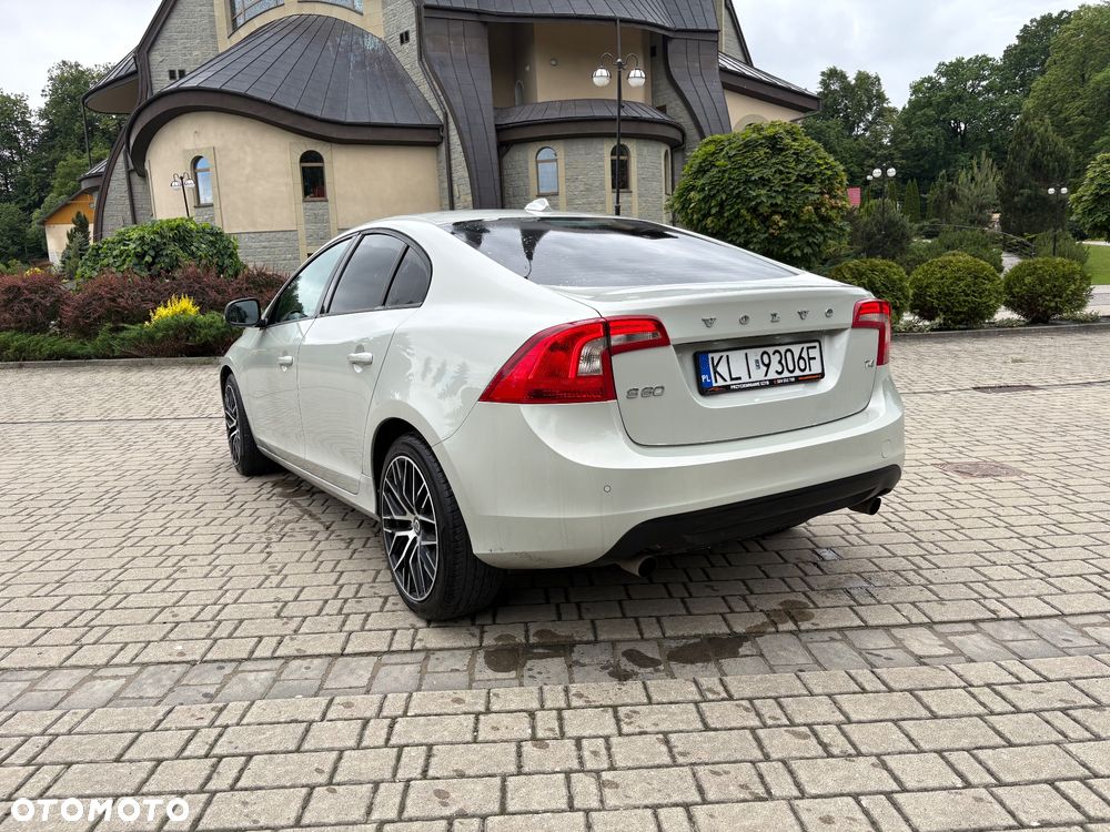 Volvo S60 - 5