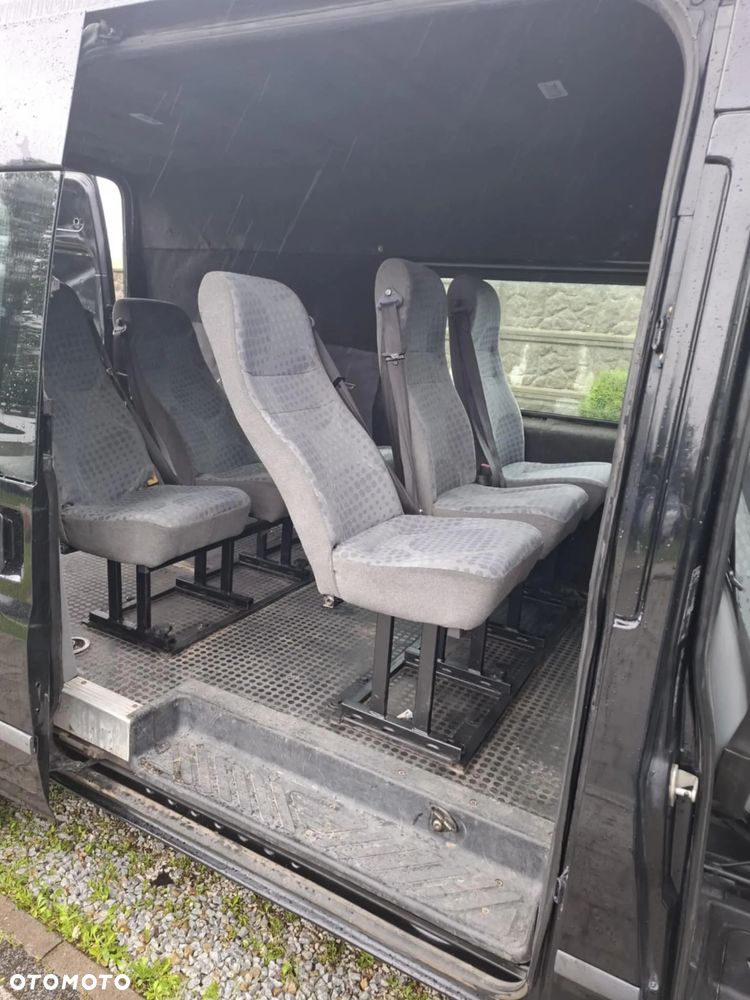 Ford Transit FT 350L - 30