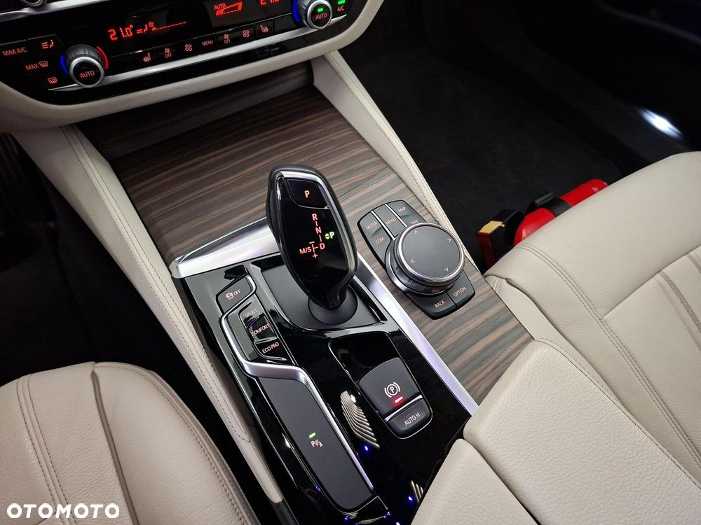 BMW Seria 5 - 17