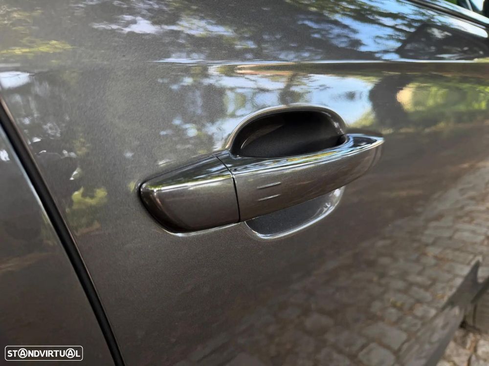 DS DS7 Crossback - 26