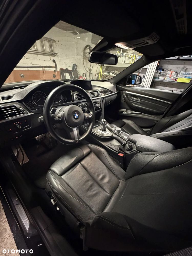 BMW Seria 3 340i xDrive Edition M Sport Shadow - 19