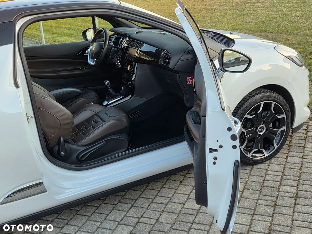 DS Automobiles DS 3 - 17