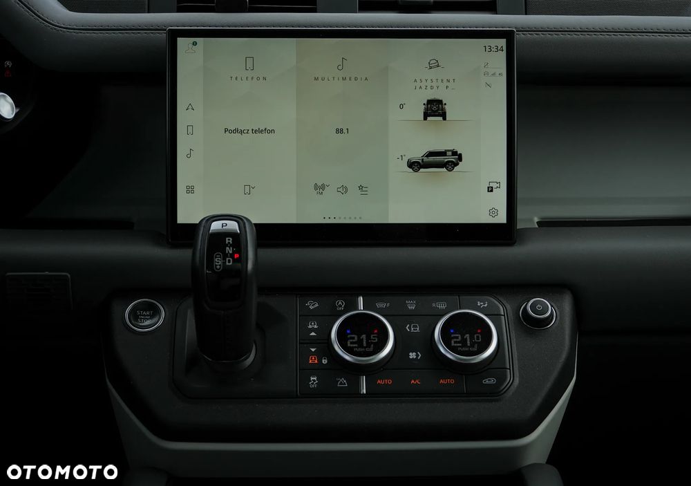 Land Rover Defender 3.0 D300 mHEV X-Dynamic HSE - 15