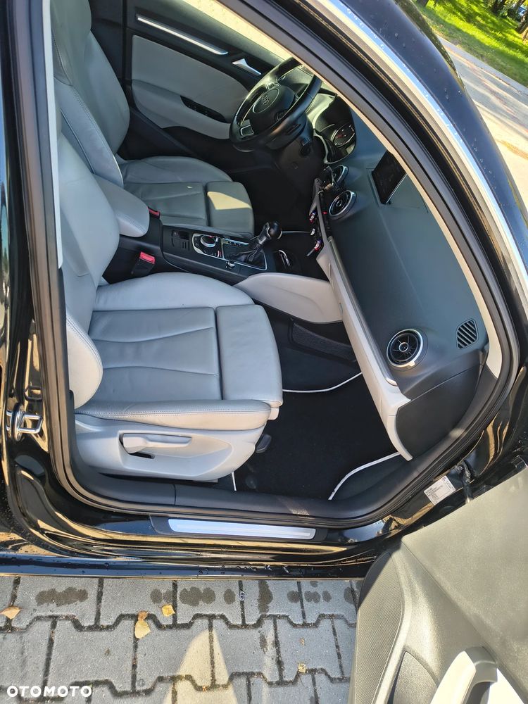 Audi A3 Sportback 1.6 TDI clean diesel Ambition S tronic - 12