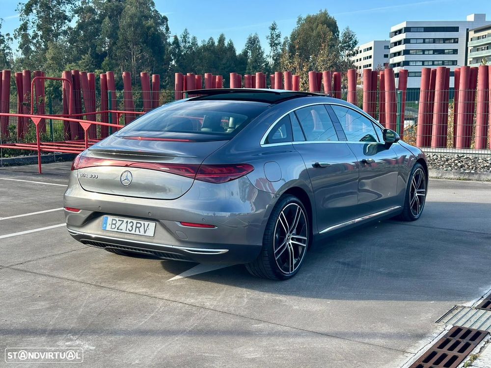 Mercedes-Benz EQE - 4