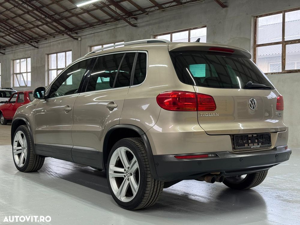 Volkswagen Tiguan 2.0 TDI DPF 4Motion BlueMotion Technology DSG Lounge Track & Style - 3
