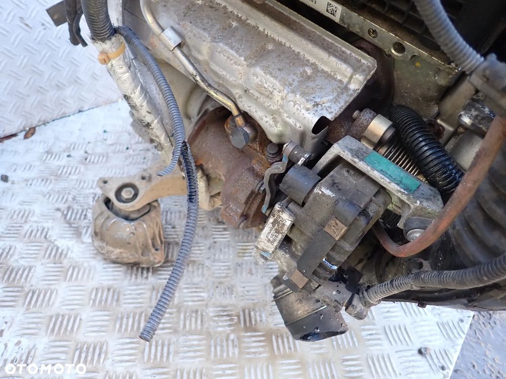 SILNIK BMW  N47  D20C  2.0 DIESEL - 3