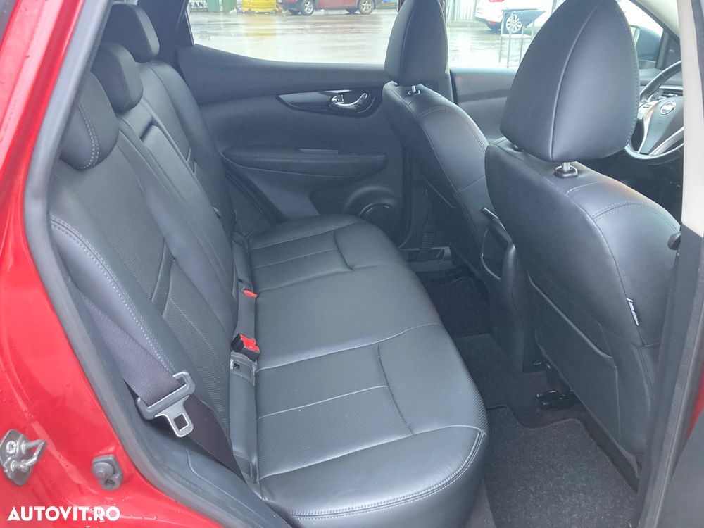 Nissan Qashqai 1.6 DCI ALL-MODE 4x4i TEKNA+ - 25