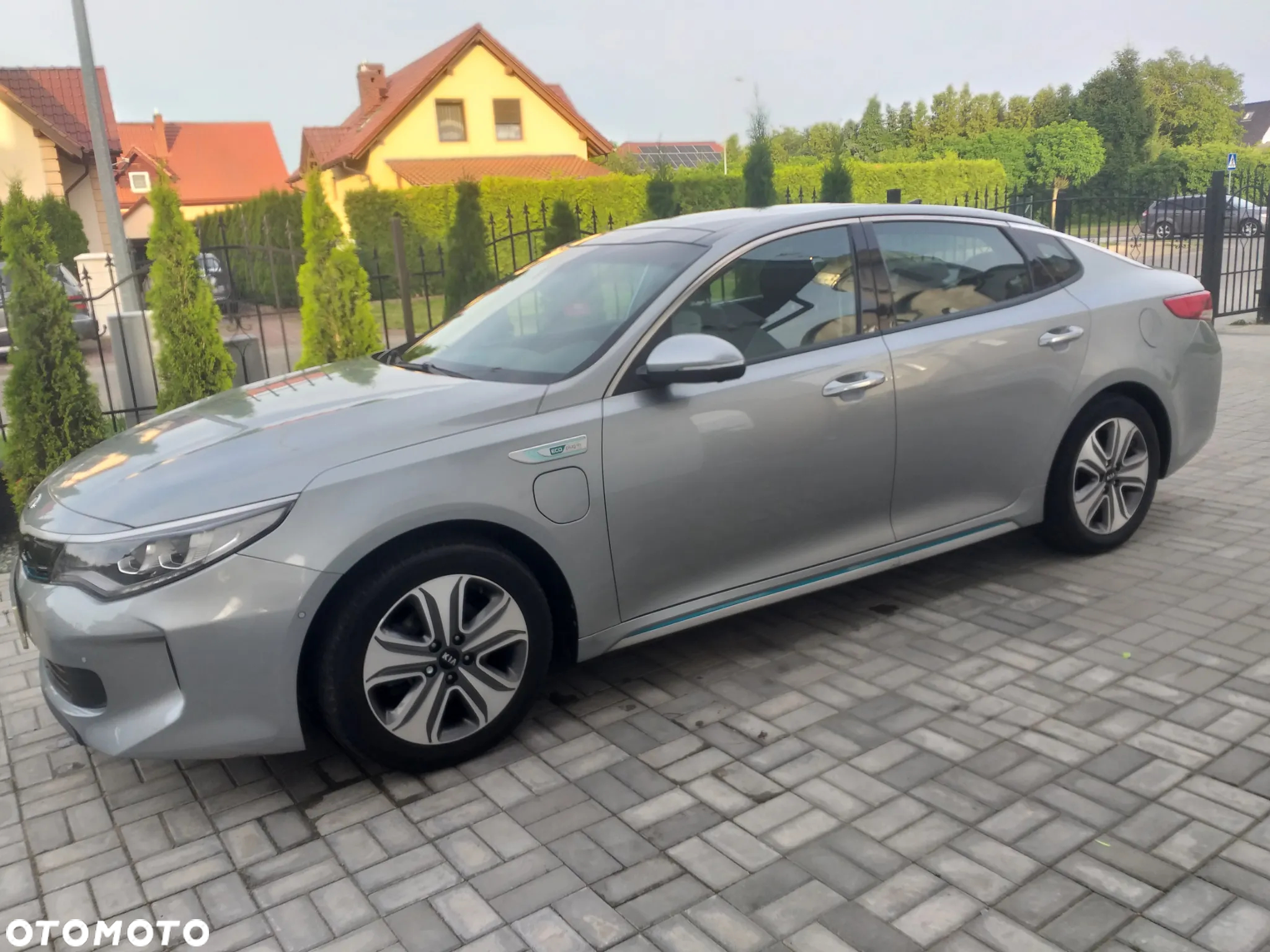 Kia Optima Plug-in Hybrid - 3