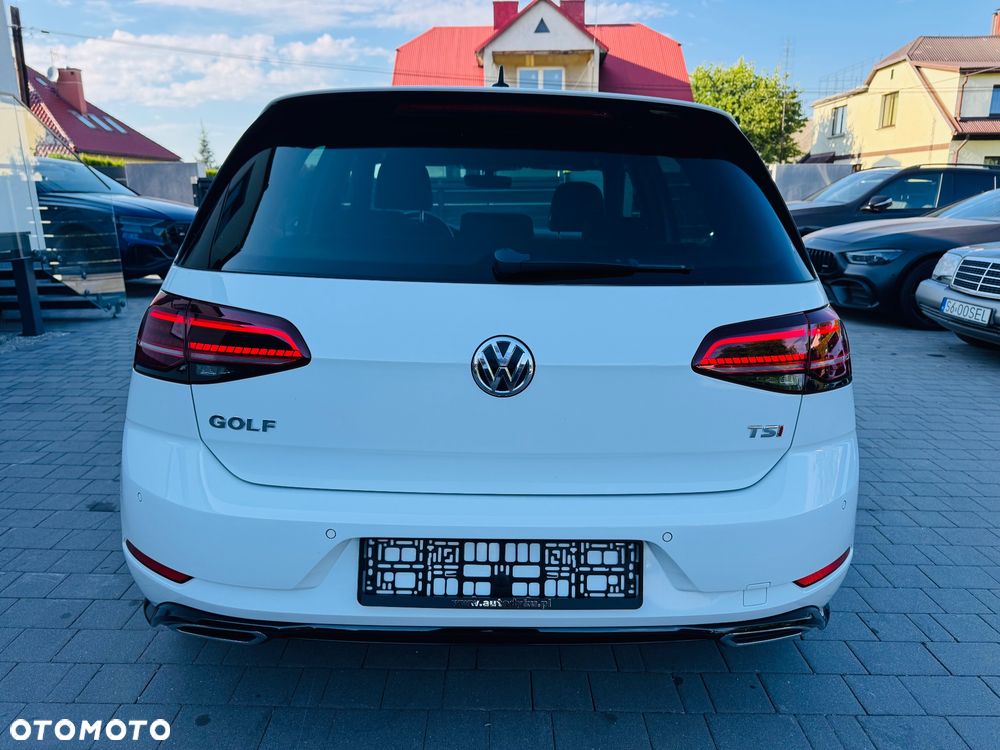 Volkswagen Golf 1.4 TSI BMT Highline - 12