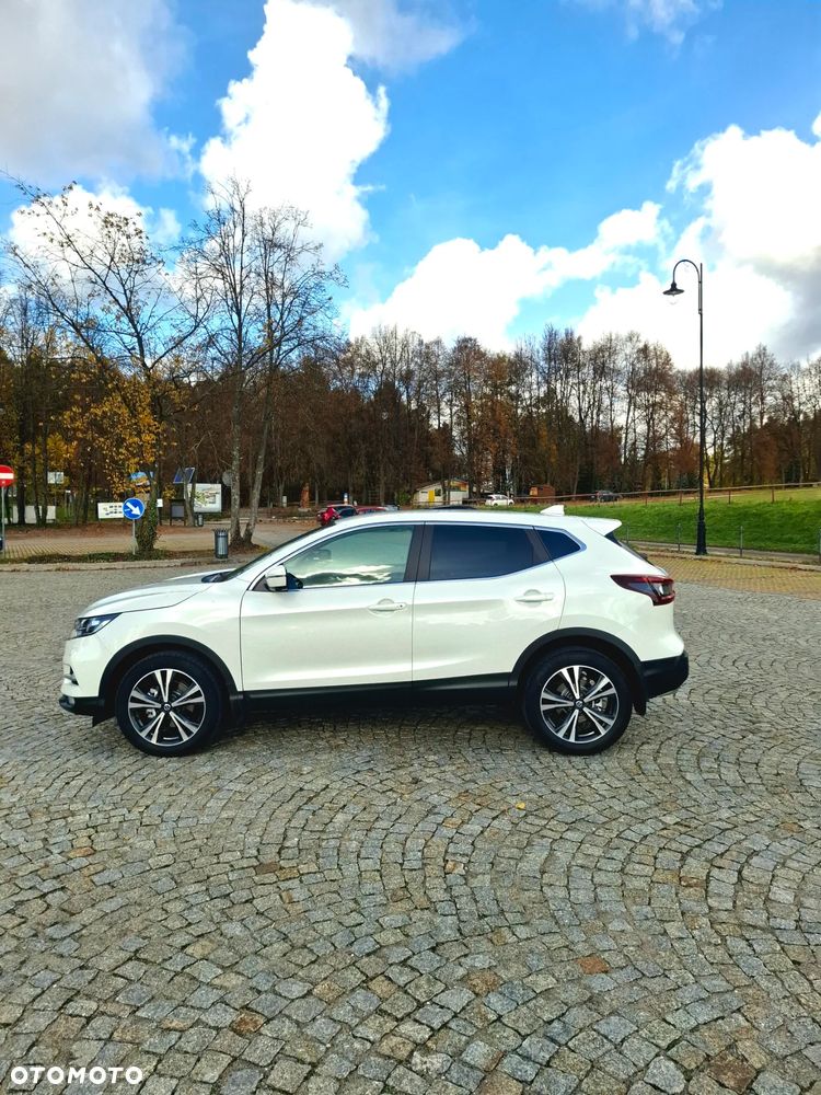 Nissan Qashqai 1.3 DIG-T N-Connecta DCT - 8