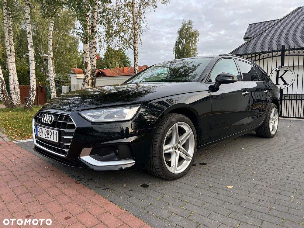 Audi A4 Avant 30 TDI S tronic - 3