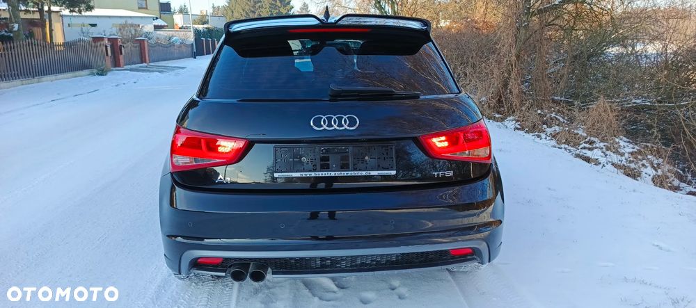 Audi A1 Sportback 1.4 TFSI S tronic S line Sportpaket - 6