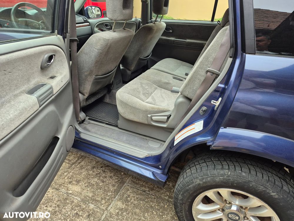 Suzuki Grand Vitara 2.0 TD A/C - 7