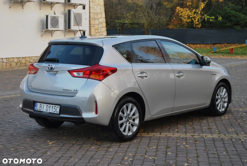 Toyota Auris 1.8 HSD Luna - 3