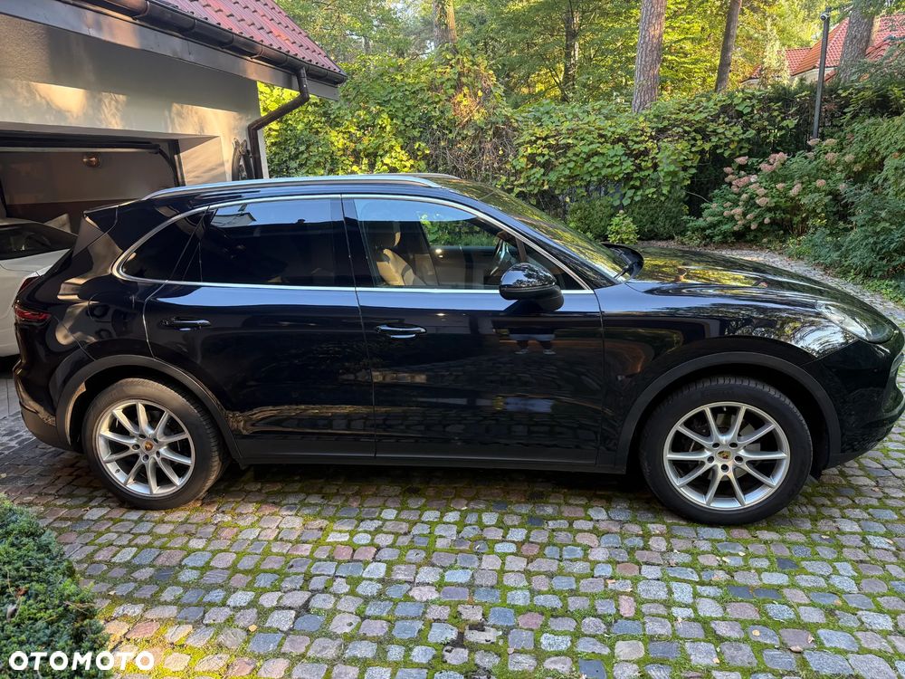 Porsche Cayenne Standard - 3