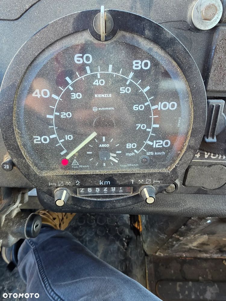 Mercedes-Benz UNIMOG - 3