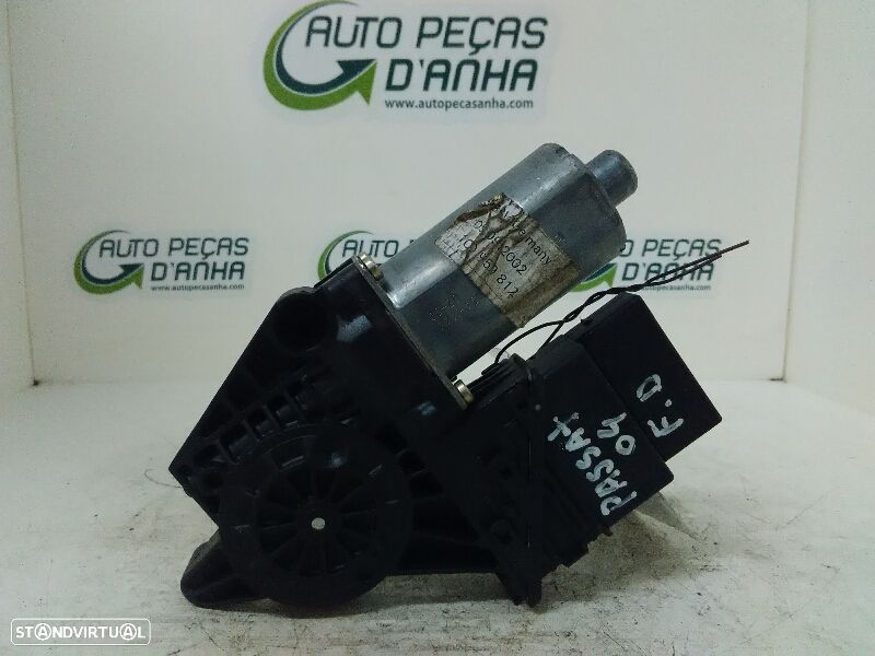 Motor Elevador Trás Drt Volkswagen Passat (3B3) - 2