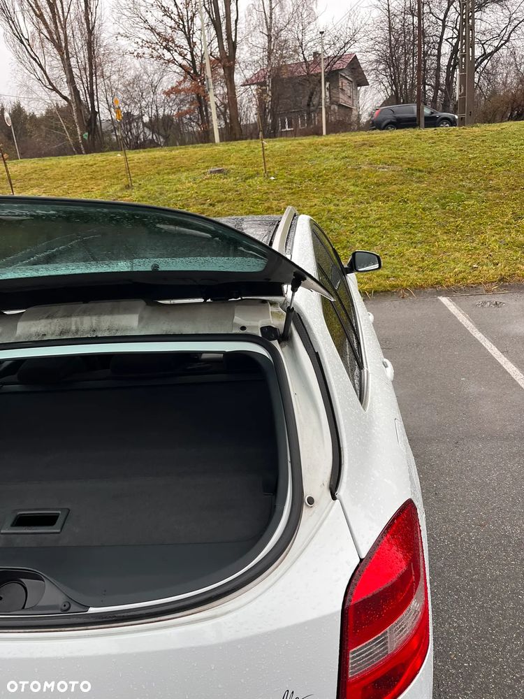 Renault Laguna dCi 110 FAP Dynamique - 25