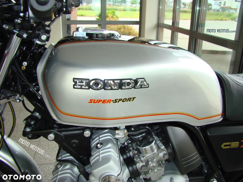 Honda CBX - 13