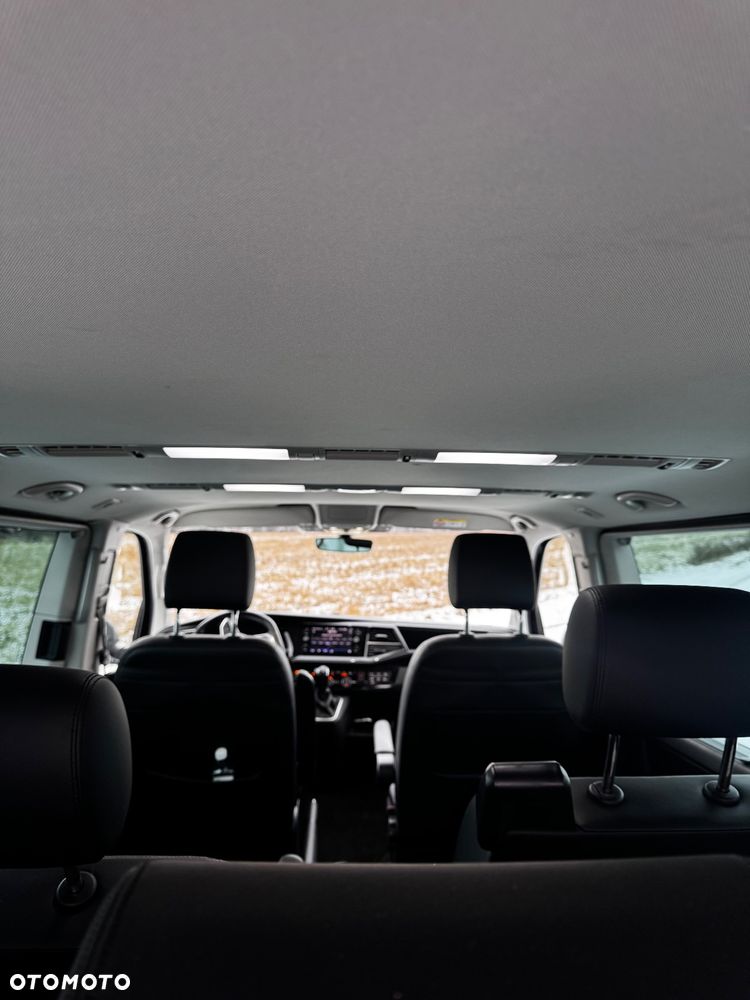 Volkswagen Multivan - 16
