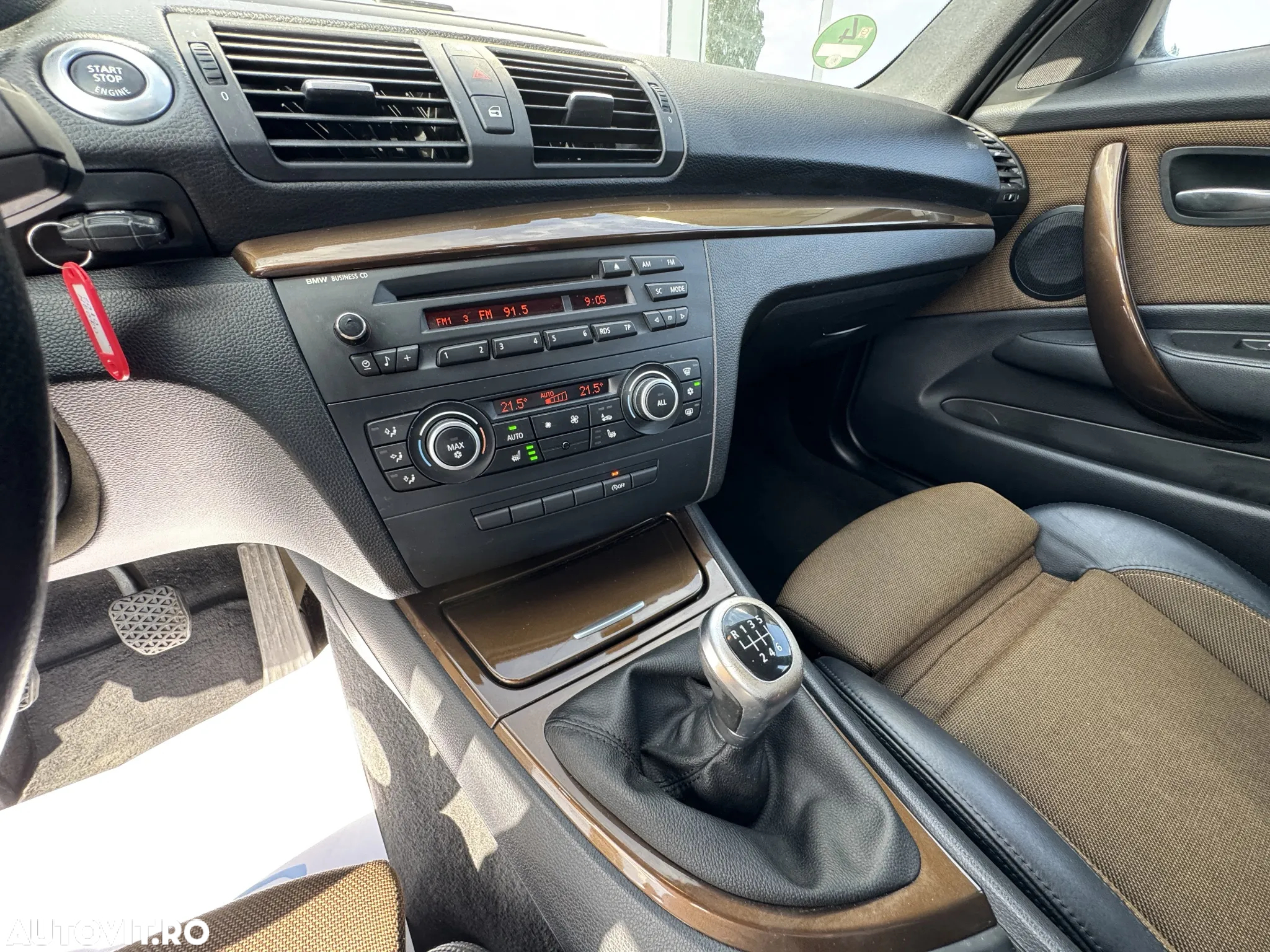 BMW Seria 1 118d Sport Line - 29