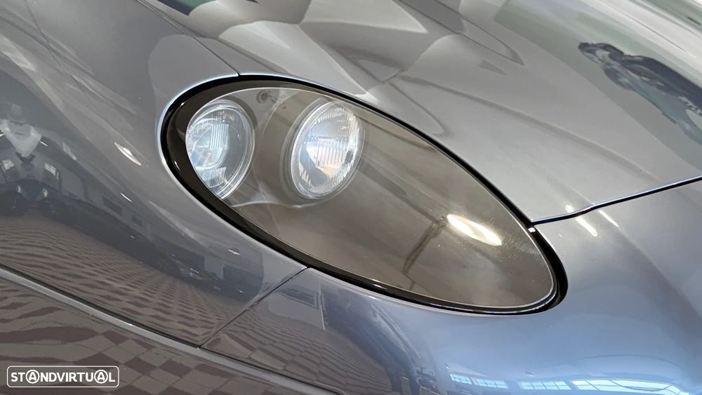 Aston Martin DB7 Vantage Volante - 14