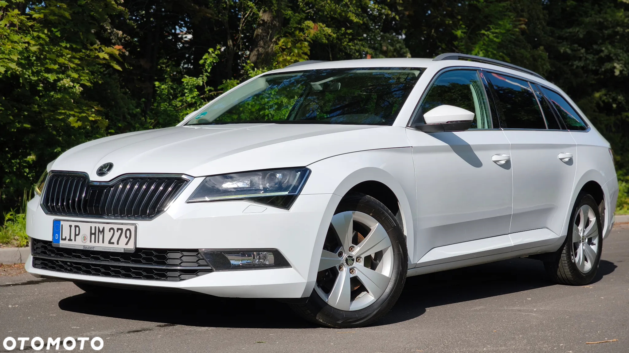 Skoda Superb 2.0 TDI 4x4 DSG Ambition - 8