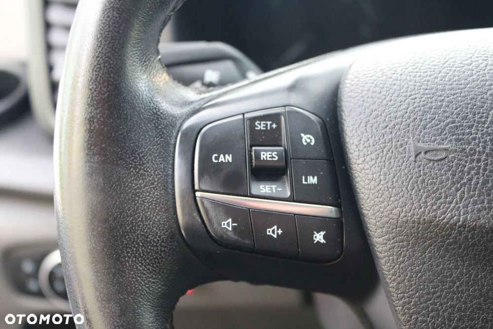 Ford Transit - 19
