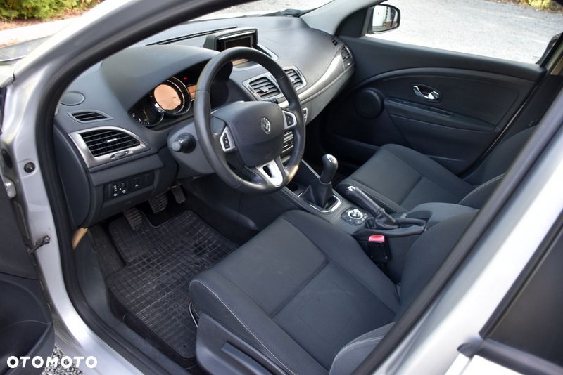 Renault Megane - 24