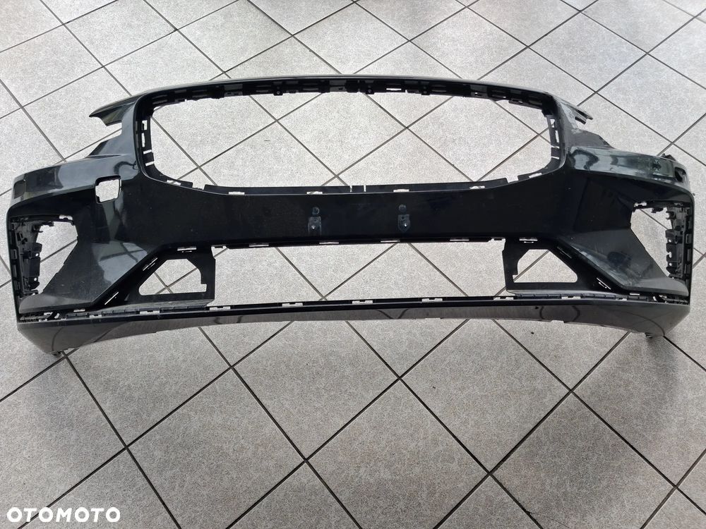 Zderzak skorupa zderzaka Volvo S60 V60 R Design od 2018 roku - 1