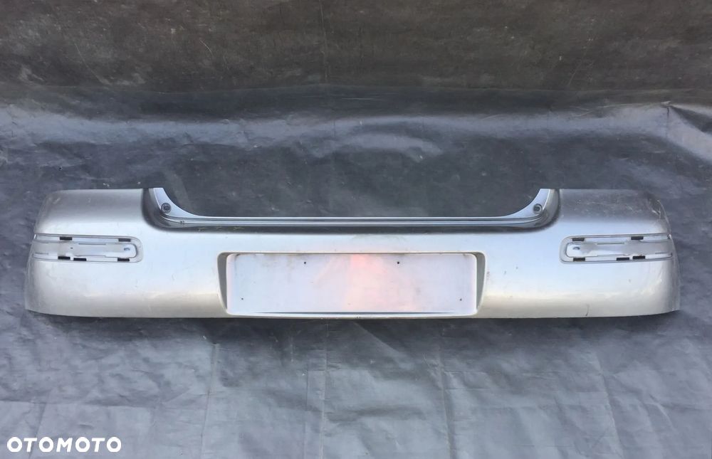 TOYOTA YARIS I LIFT 2003-2005 ZDERZAK TYLNY TYŁ - 1