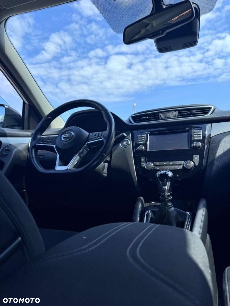 Nissan Qashqai - 16
