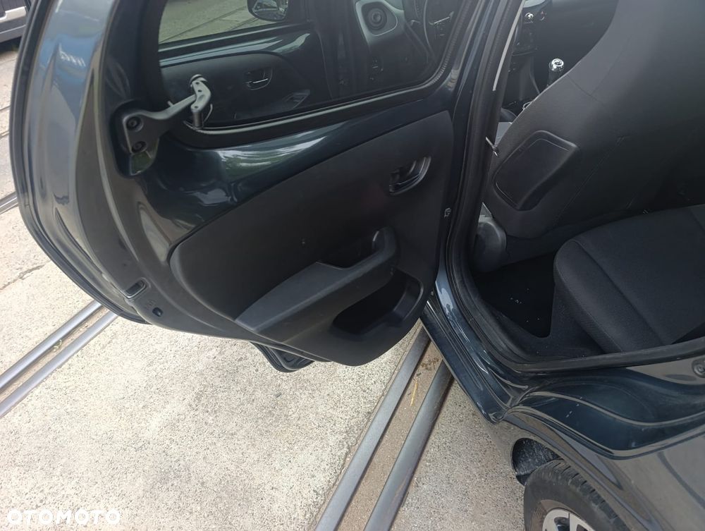 Peugeot 108 PureTech 82 Allure - 12