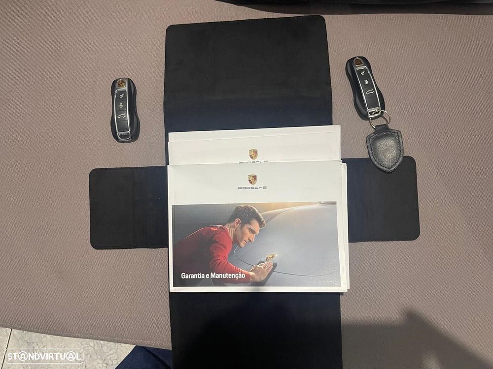 Porsche Cayenne S - 45