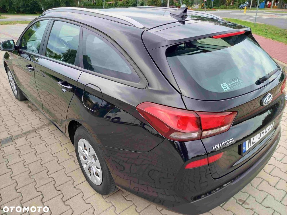 Hyundai i30 1.5 DPI Classic + - 3