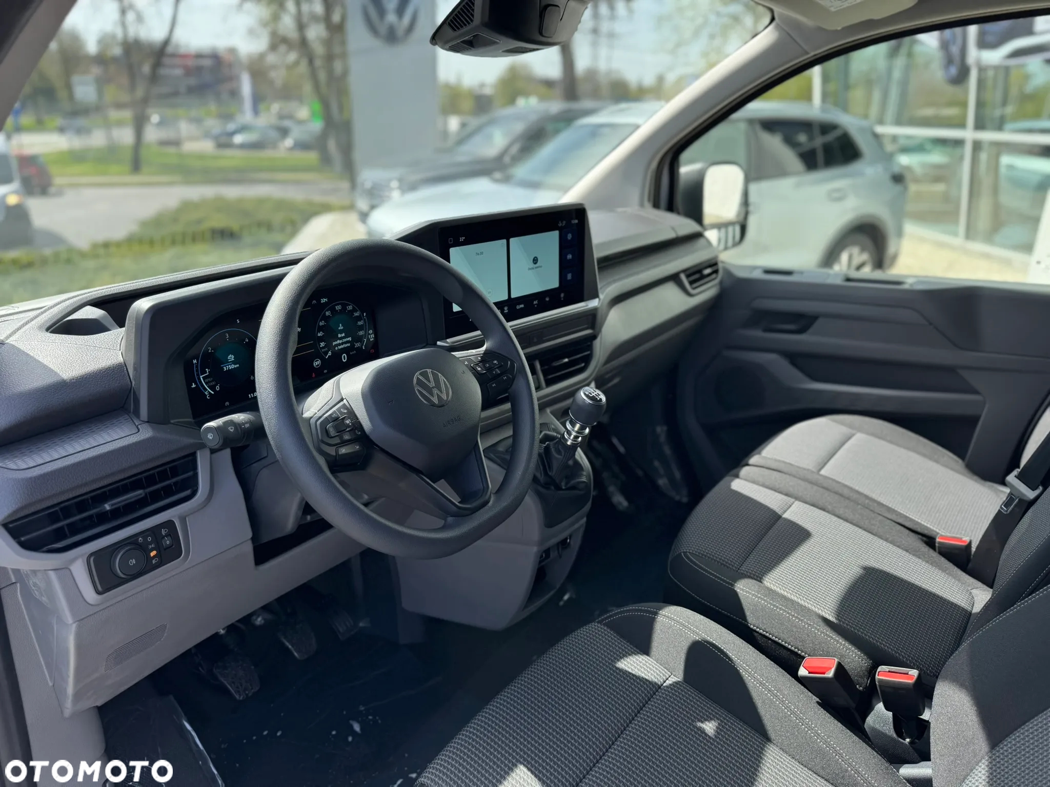 Volkswagen Nowy Transporter - 15