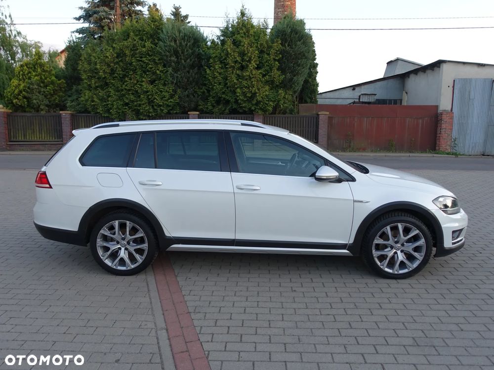 Volkswagen Golf Alltrack 2.0 TDI 4Motion BlueMotion Techn DSG - 2