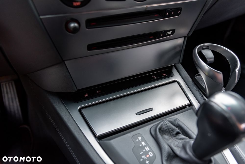 BMW Seria 6 645Ci - 36