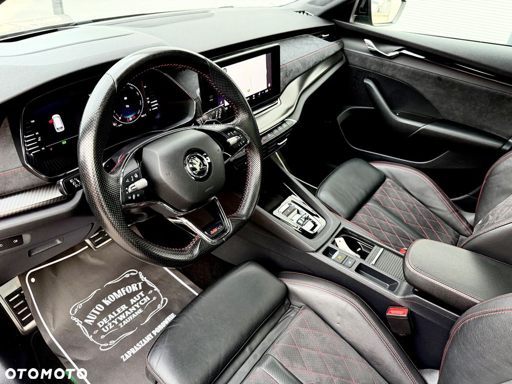 Skoda Octavia 2.0 TDI DSG RS Plus - 23
