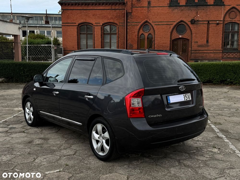 Kia Carens 2.0 CRDi EXpedition - 2