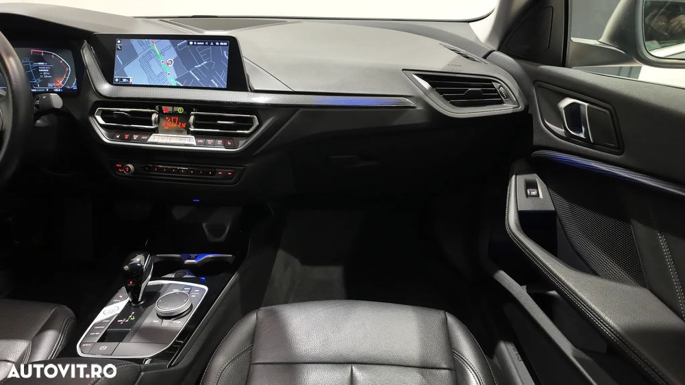 BMW Seria 2 218i Aut. Advantage - 16