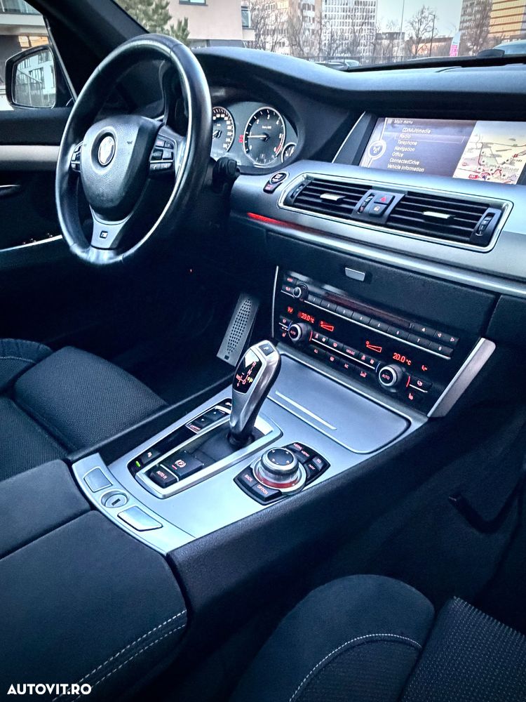 BMW Seria 5 520d Sport-Aut. - 25