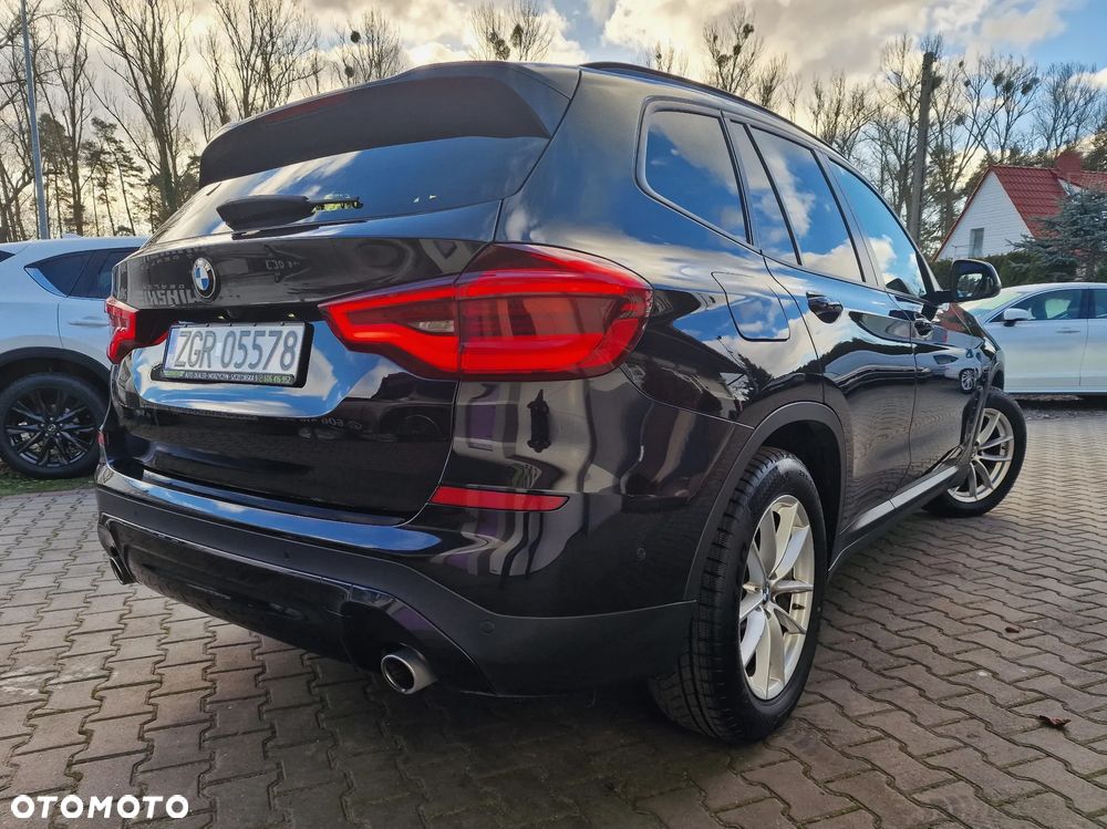 BMW X3 sDrive18d Luxury Line sport - 3