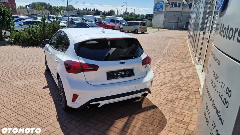 Ford Focus 2.3 EcoBoost ST X - 5