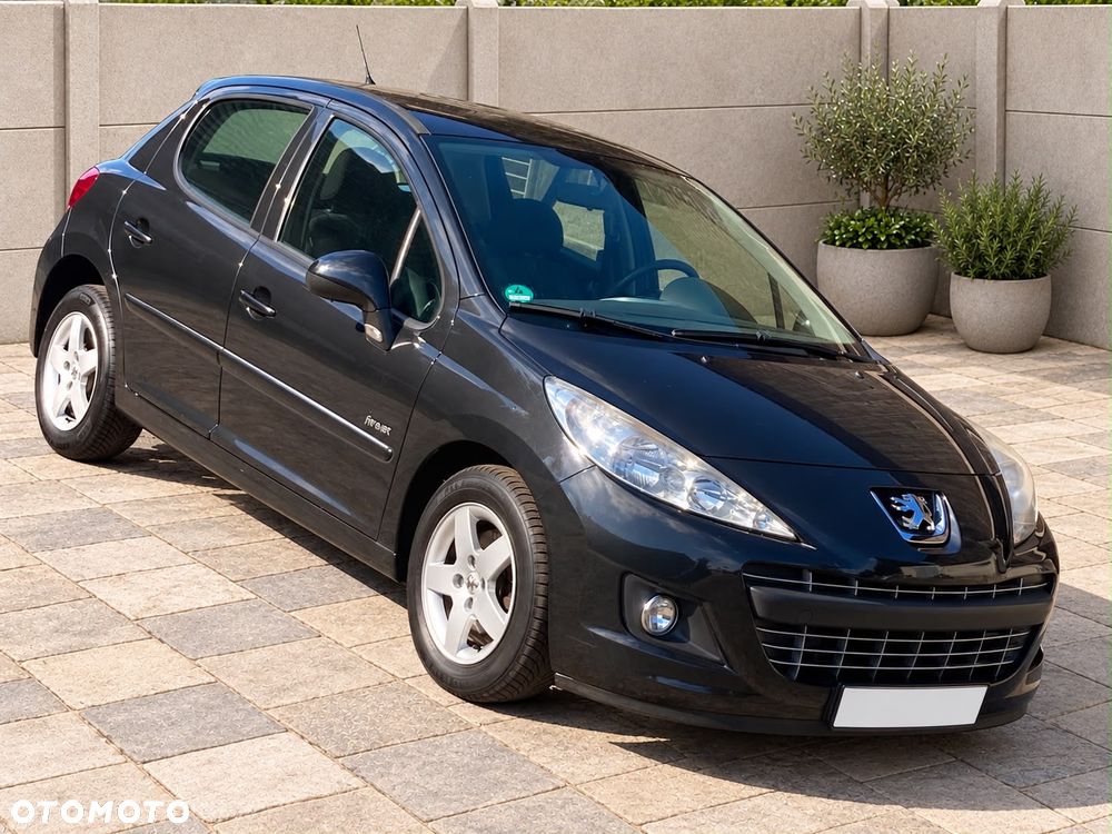 Peugeot 207 - 3