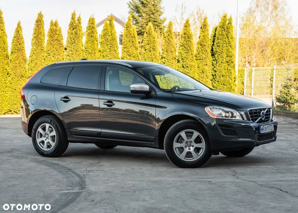 Volvo XC 60 2.4D AWD Momentum - 3