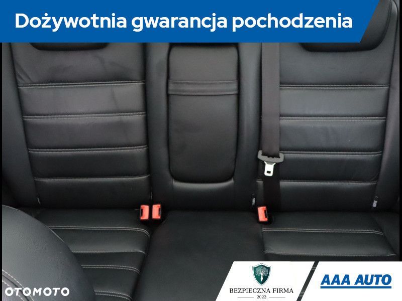 Ford Kuga - 12