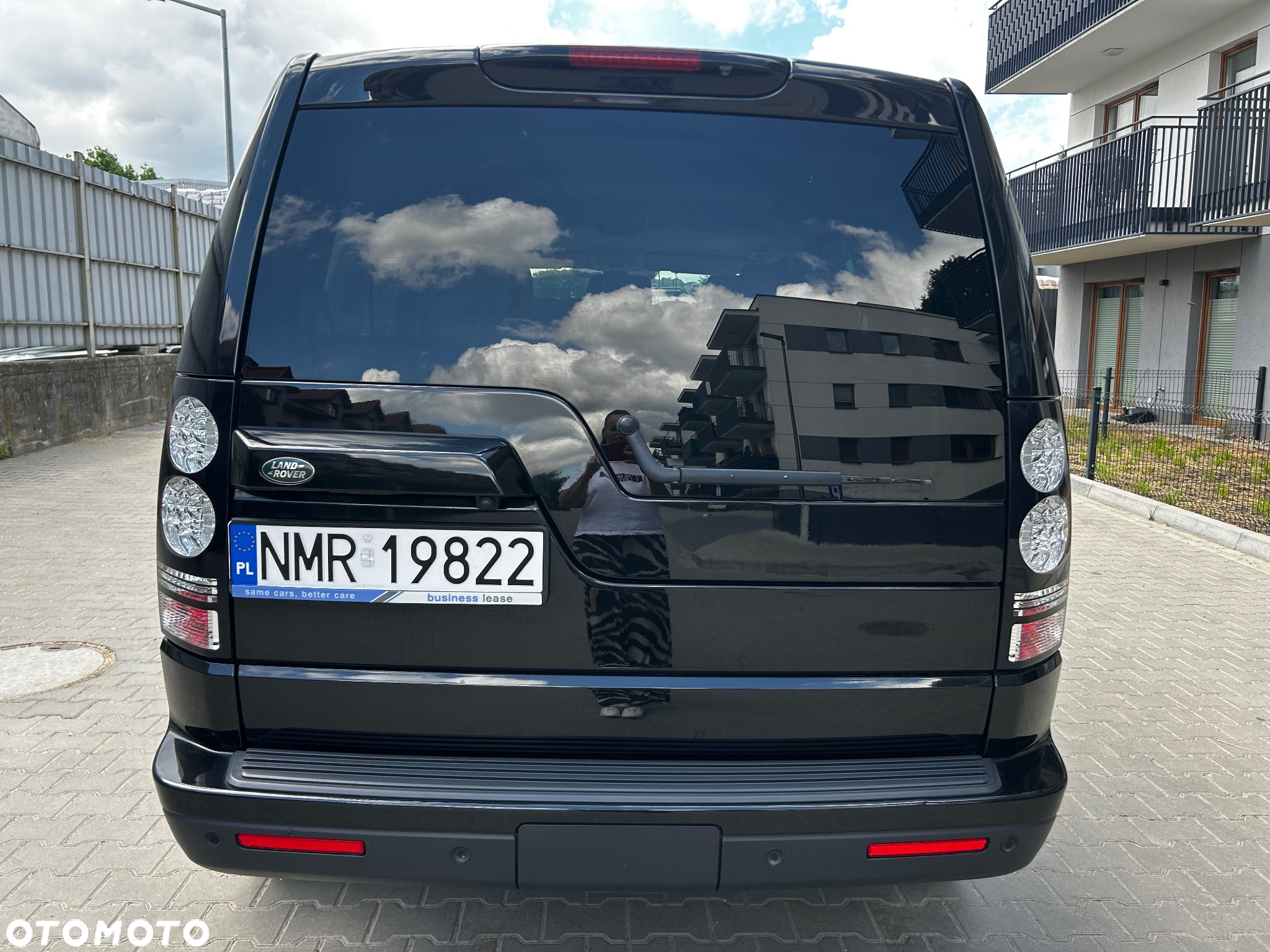 Land Rover Discovery IV 3.0 V6 SC HSE - 9