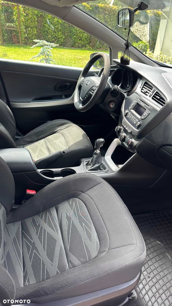 Kia Ceed - 7